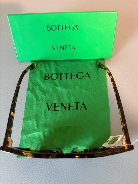 Bottega Veneta V1018S 57mm Cat-Eye Sunglasses/Havana/Havana Brown-NEW with Tags main image 9